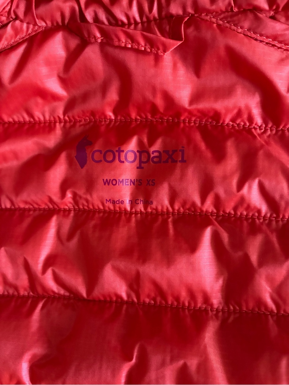 cotopaxi Capa Colorblock Insulated Hooded Lightweight Jacket Magenta Orange Red - Picture 3 of 6